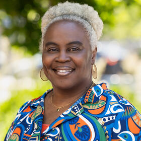 Tonia Blades