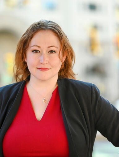 Caroline Fehr Headshot